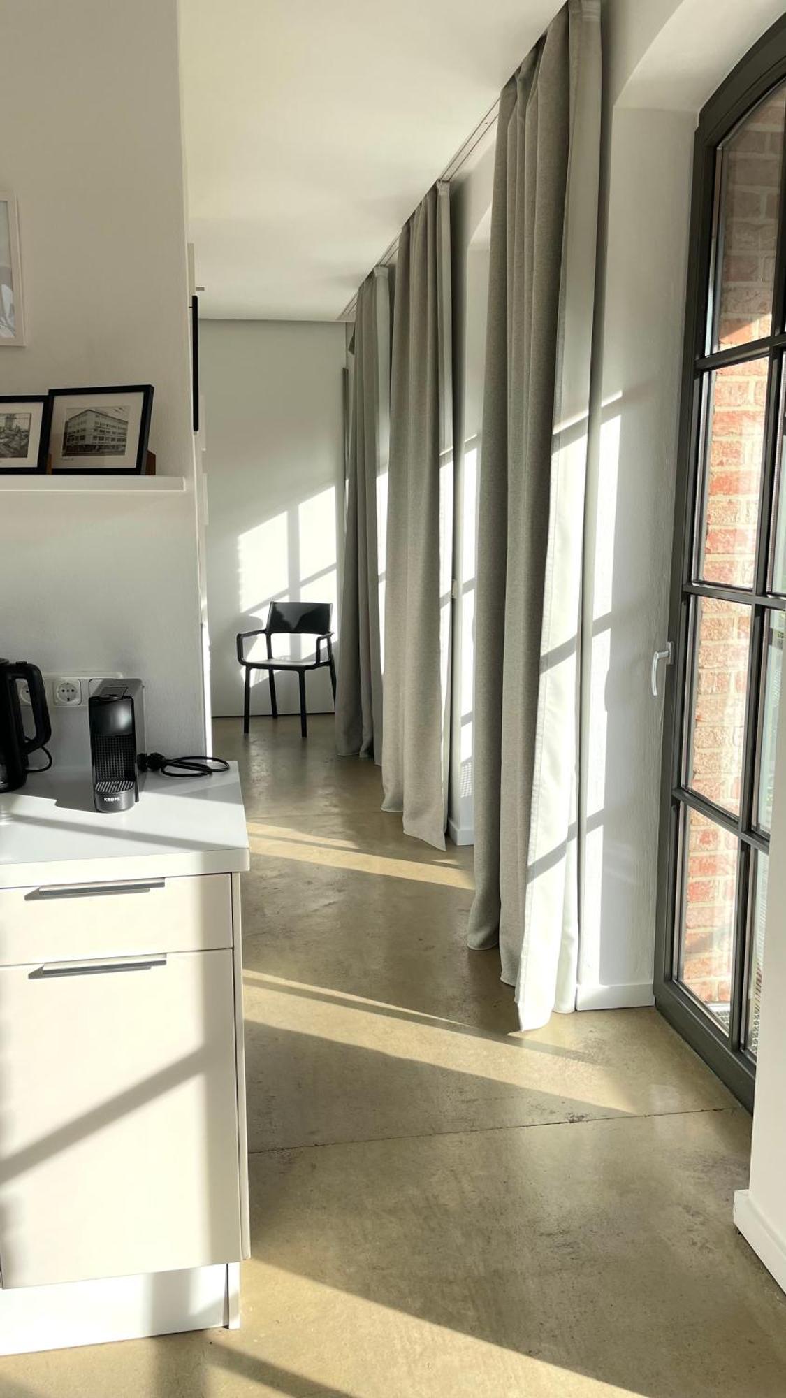 Apartment Sonniges Hinterhaus Og Innenstadt